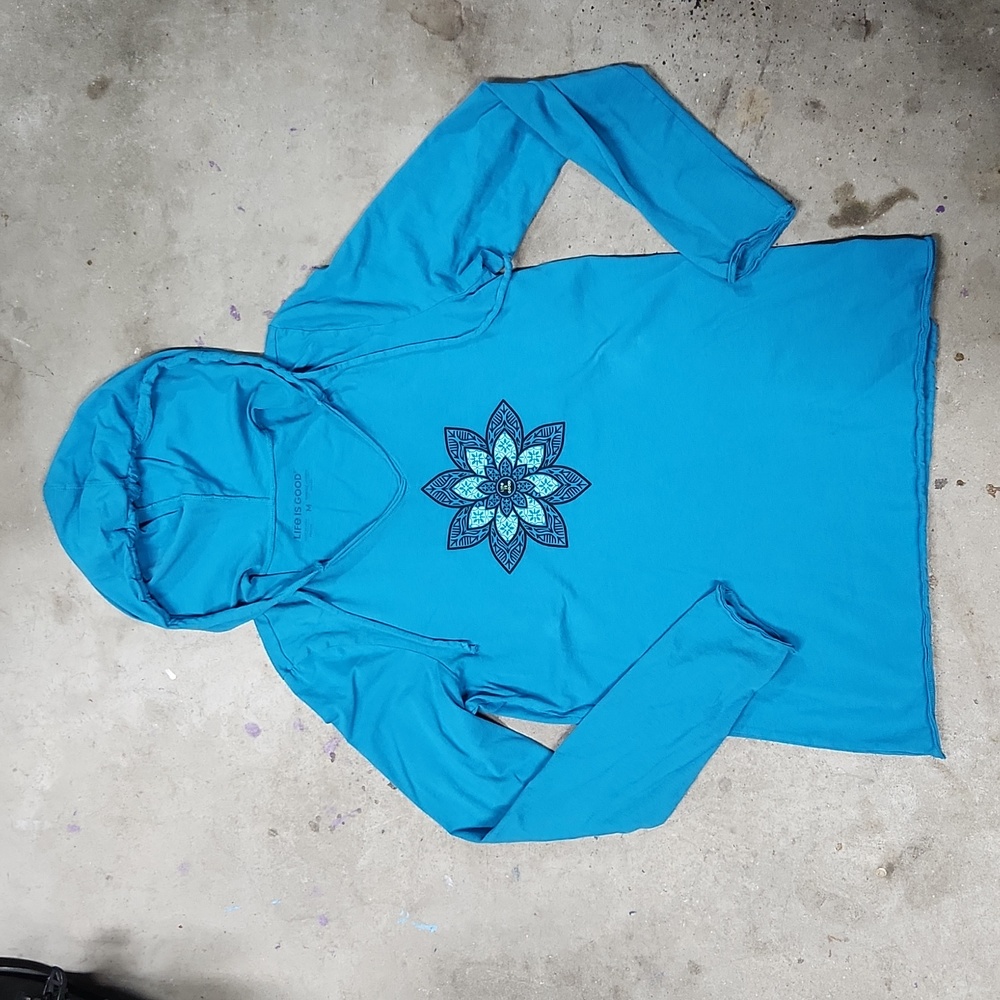 Life is good long sleeved hoodie tshirt blue mandala size medium